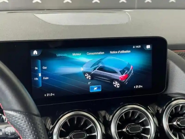 Mercedes Gla 200 d amg line — photo 43