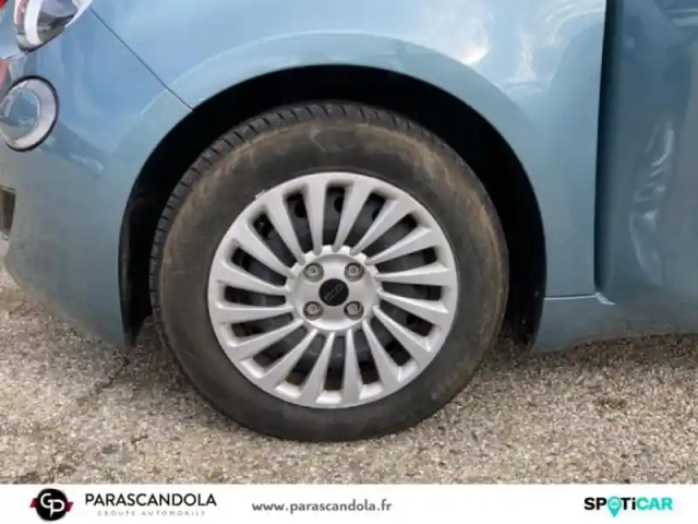 Fiat 500 e 95ch action — photo 11