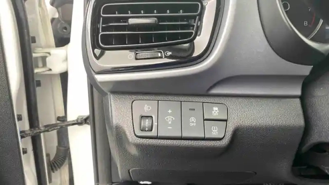 Kia Stonic 1.0 t-gdi 120 ch mhev ibvm6 — photo 26