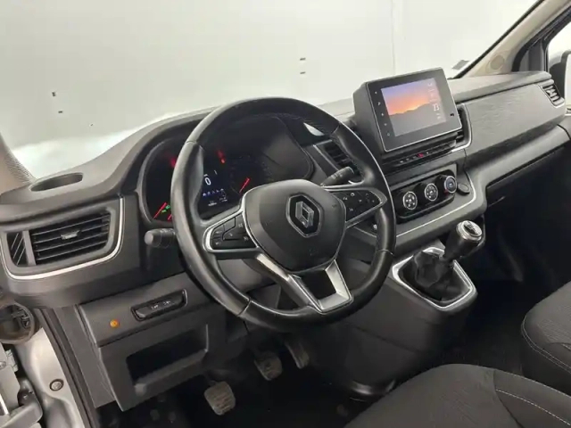 Renault Trafic l1 dci 150 energy s&amp;s — photo 24