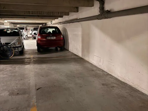 Place de parking - Clichy (92)