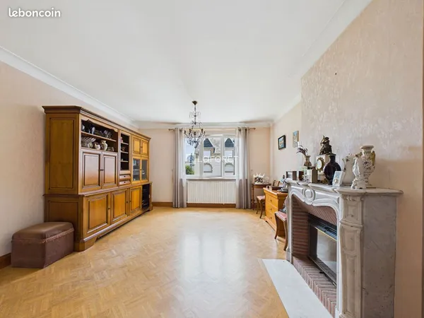Manoir 8 pièces 140 m²