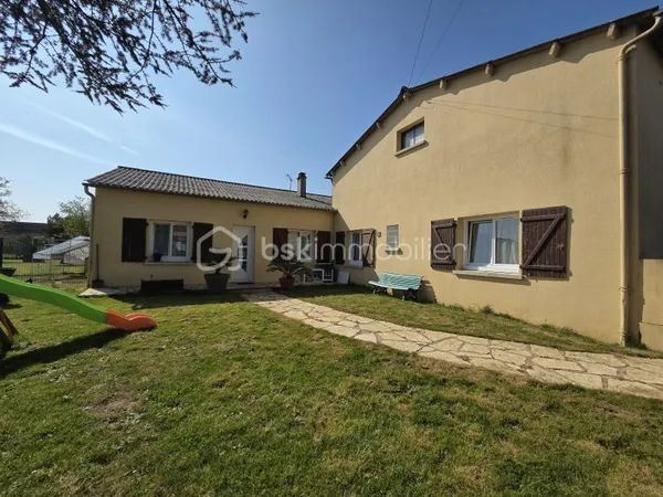 Maison 11 pièces 380 m²