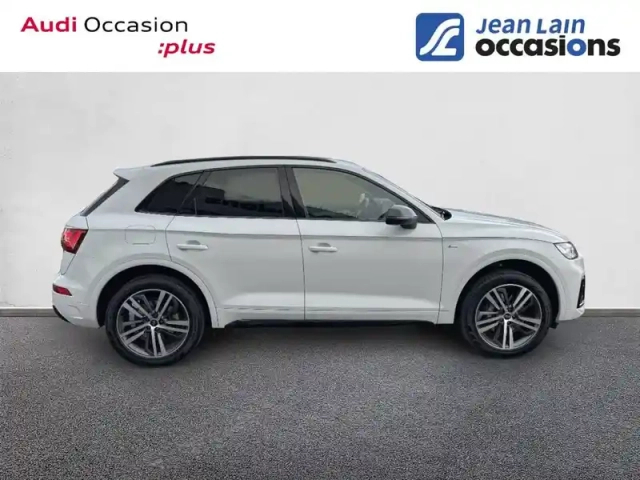 Audi Q5 55 tfsie 367 s tronic 7 quattro — photo 46