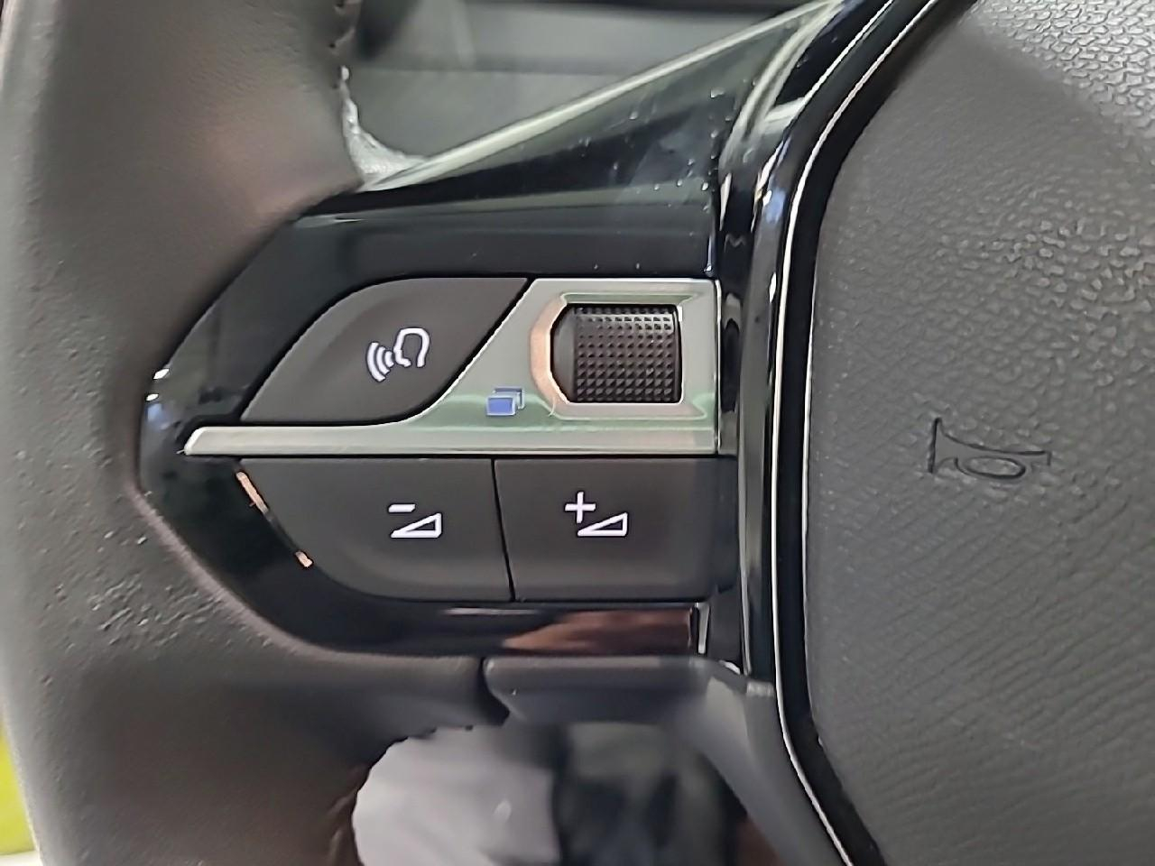 Peugeot 208 puretech 75 s&s bvm5 active — photo 19