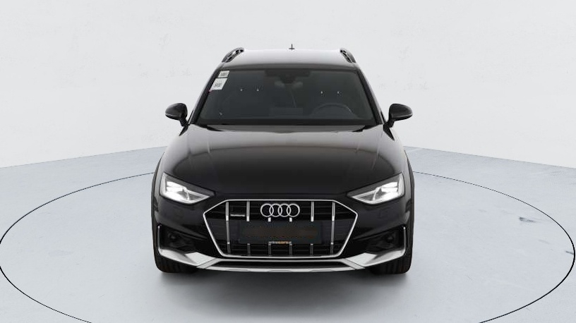 Audi A4 Allroad — photo 11