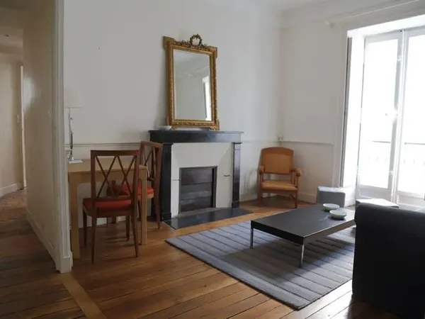 Superbe 2P meublé 55m² proche place Royale