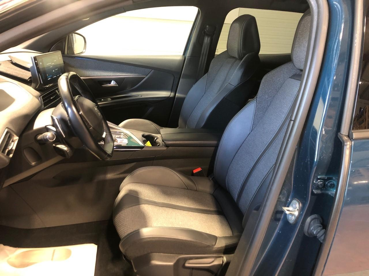 Peugeot 3008 bluehdi 130ch s&s eat8 allure pack — photo 9