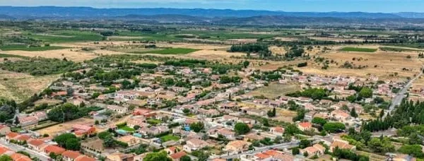 Terrain 439 m²
