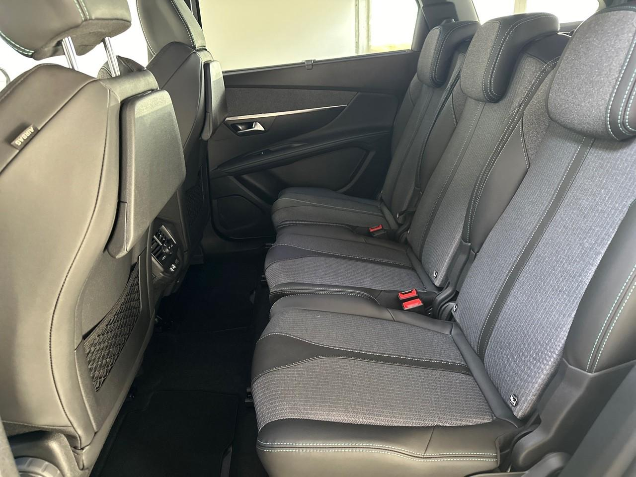 Peugeot 5008 hybrid 136ch allure pack e-dcs6 — photo 10