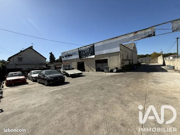 Local 190 m² Boissy-sous-Saint-Yon