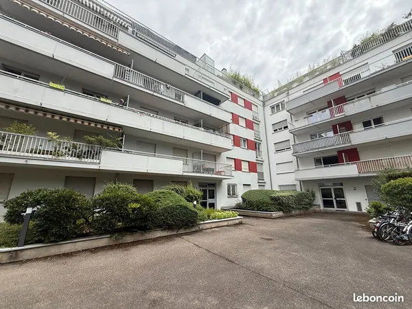 Parking/box 13 m² STRASBOURG