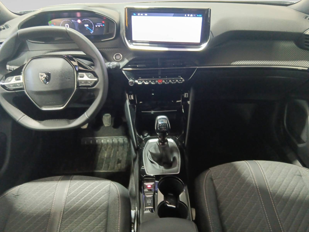 Peugeot 2008 — photo 14