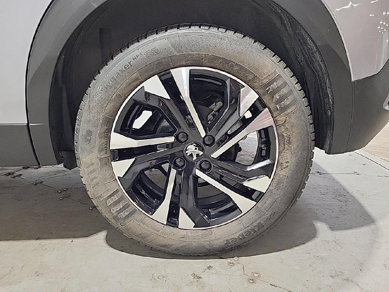 Peugeot 2008 puretech 130 s&s eat8 allure — photo 16
