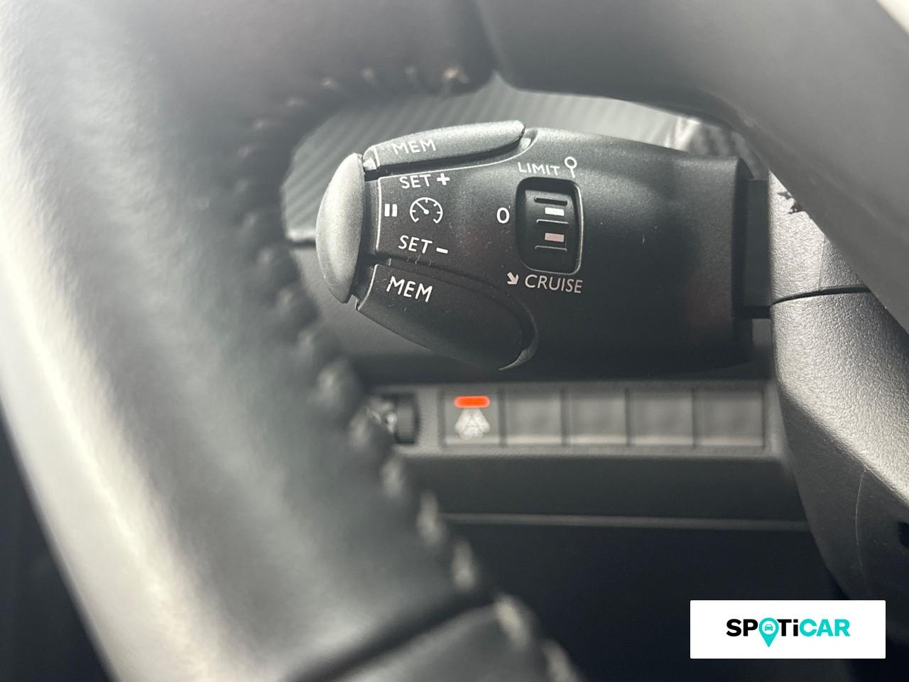 Peugeot 208 1.2 puretech 130ch s&s allure pack eat8 — photo 17