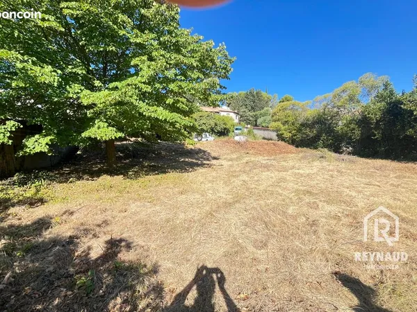 Terrain 1220 m² Clermont-l'Hérault