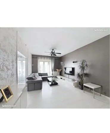 Appartement 99m/carré vue château de crussol