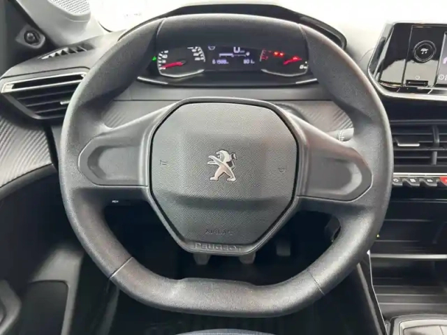 Peugeot 208 puretech 75 s&amp;s bvm5 — photo 9