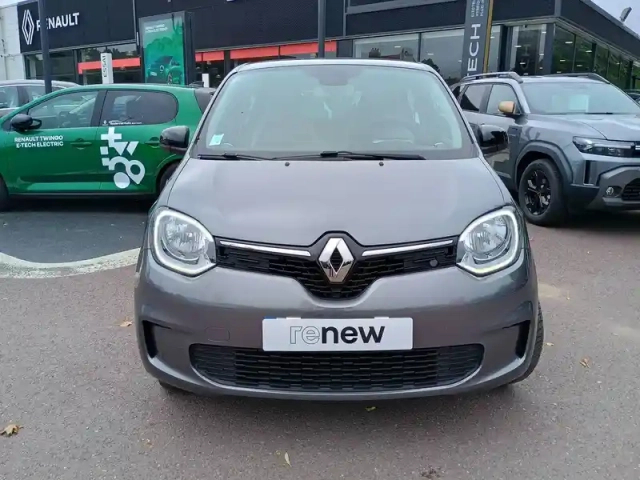 Renault Twingo iii e-tech — photo 9