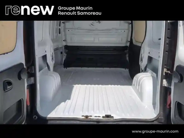 Renault Trafic fg l1h1 2t8 2.0 blue dci 130ch grand confort e6e — photo 8