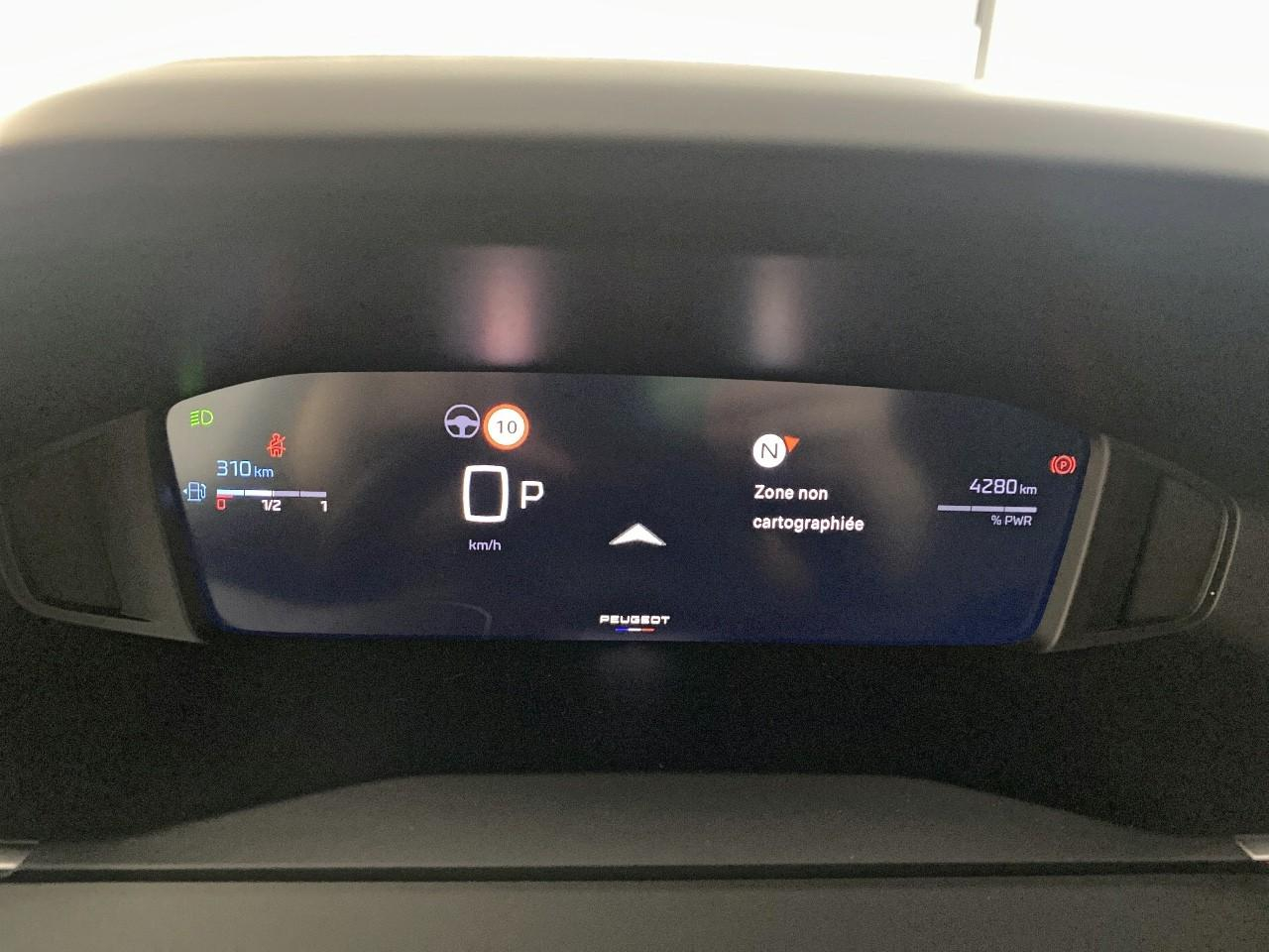 Peugeot 2008 hybrid 145 ch e-dcs6 allure — photo 13