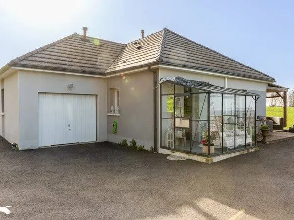 Maison de plain-pied 3 pièces 81 m²