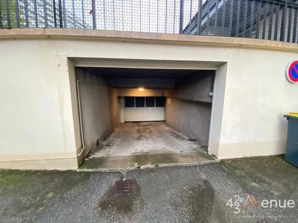 Parking 20 m²