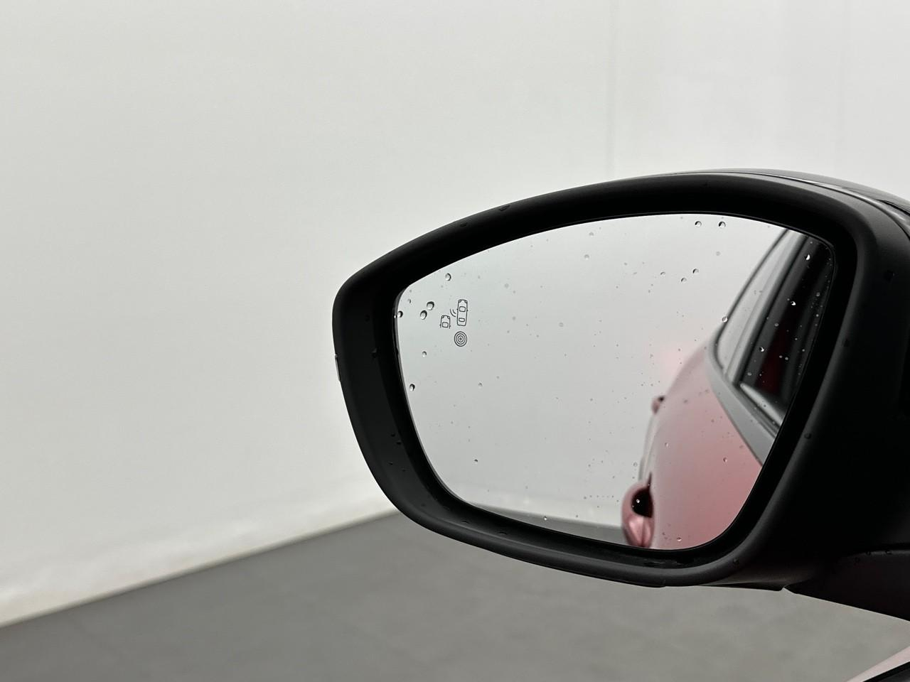 Peugeot 2008 puretech 130 s&s eat8 gt — photo 34
