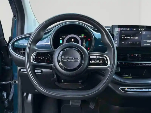 Fiat 500 e 118ch pack confort &amp; style my23 — photo 12