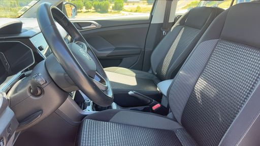 Volkswagen T-Cross 1.0 TSI 110 - Active – 2021 – 109393 km – Essence – Boîte Manuelle — photo 13