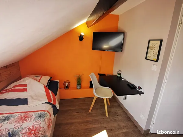 Studio à louer à étudiants proche GEM