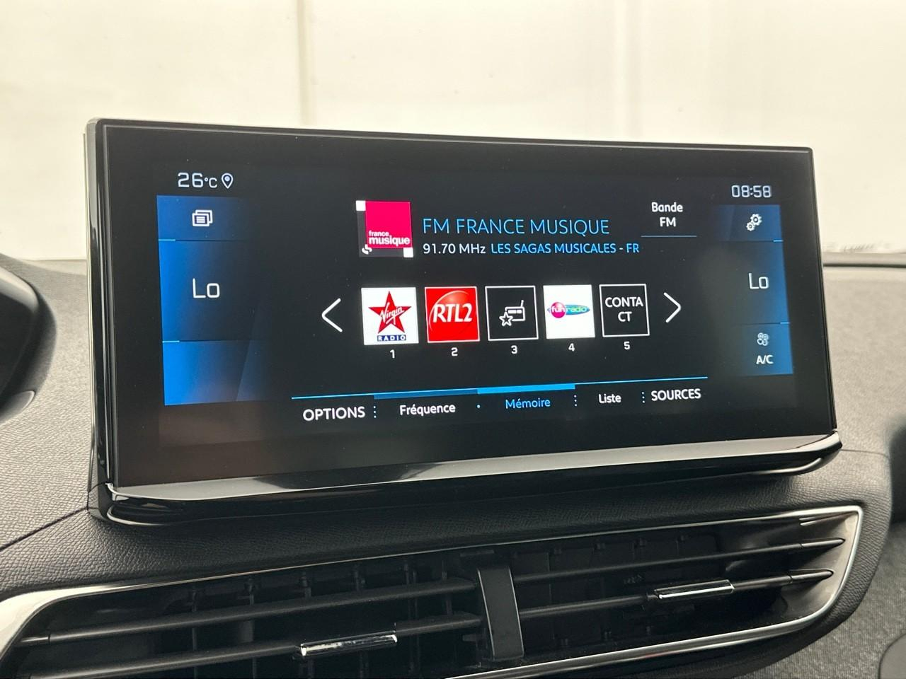 Peugeot 3008 puretech 130ch s&s eat8 allure pack — photo 22