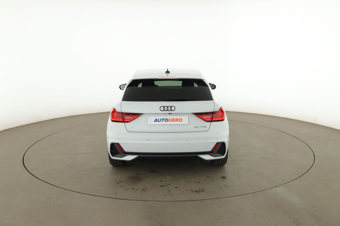 Audi A1 Sportback 30 TFSI S Line S Tronic 7 — photo 4