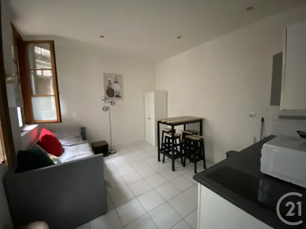 Appartement 1 pièce 17 m²