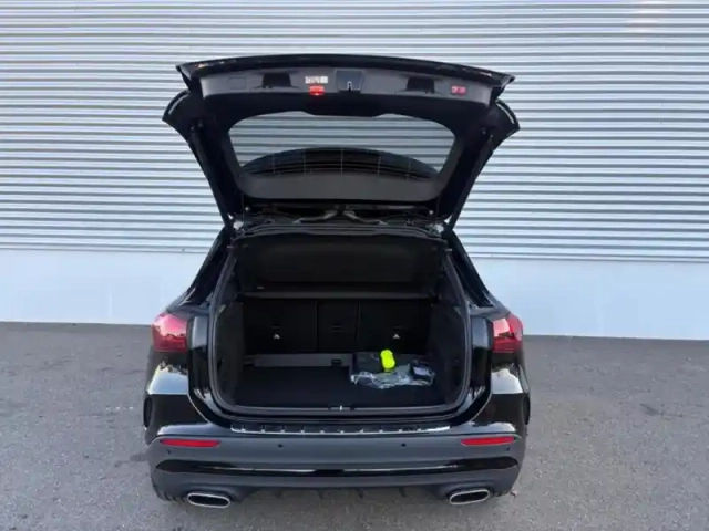 Mercedes Gla 200 d amg line — photo 10