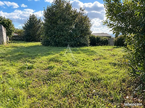 Terrain 653 m² talmont saint hilaire