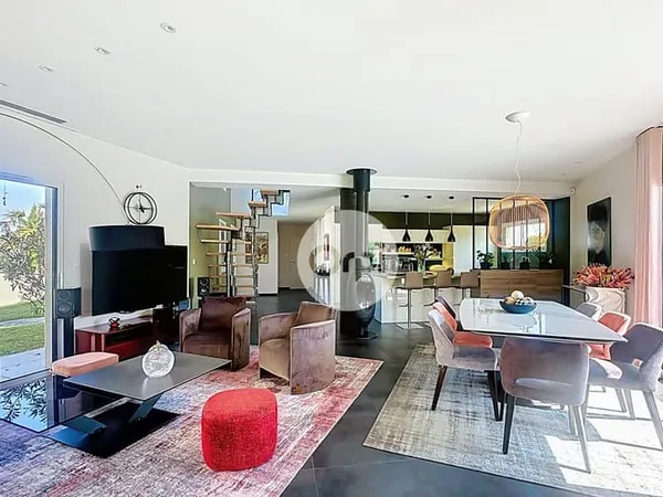 Maison 4 pièces 152 m²