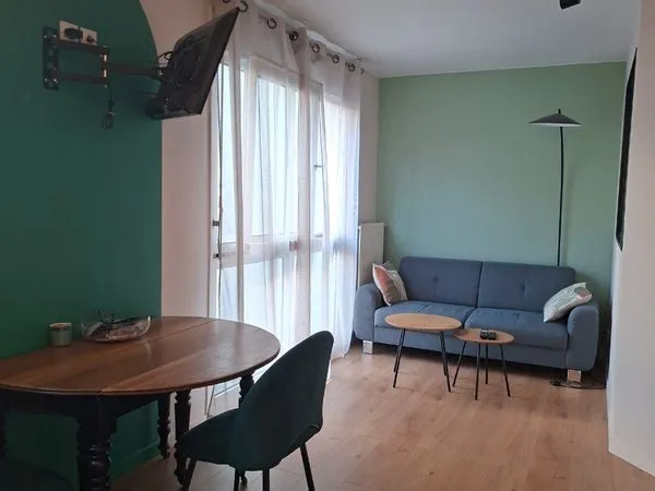 A LOUER T2 meublé 34 m2, bail mobilité mini 1 mois