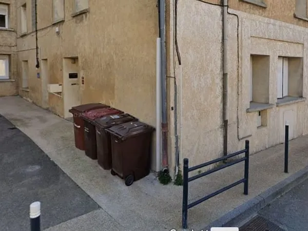 Local professionnel 79 m²