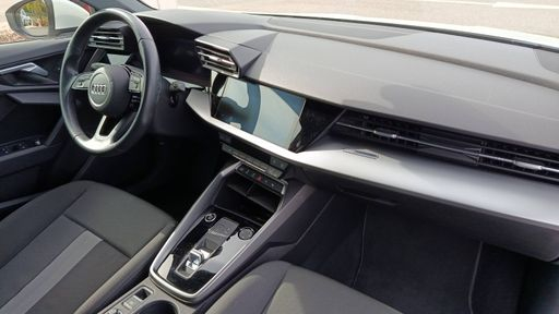 Audi A3 Berline 35 TFSi 150 Mild Hybrid S-Tronic 7 - Design – 2021 – 57091 km – Hybride essence – Boîte Automatique — photo 26