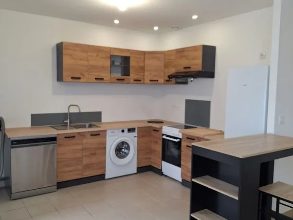 Location T3 meublé - Bassins à Flot