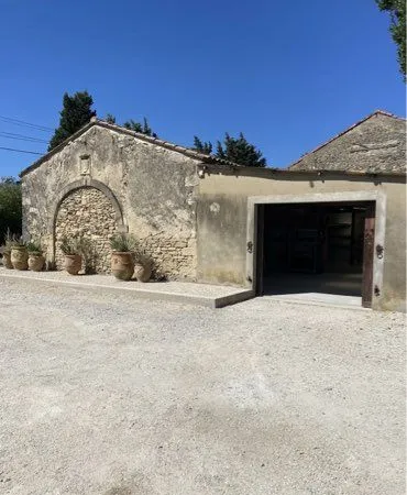Cession de droit au bail local commercial environ 500m. Proche Avignon