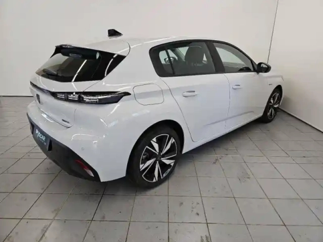Peugeot 308 phev 180ch active pack e-eat8 — photo 5