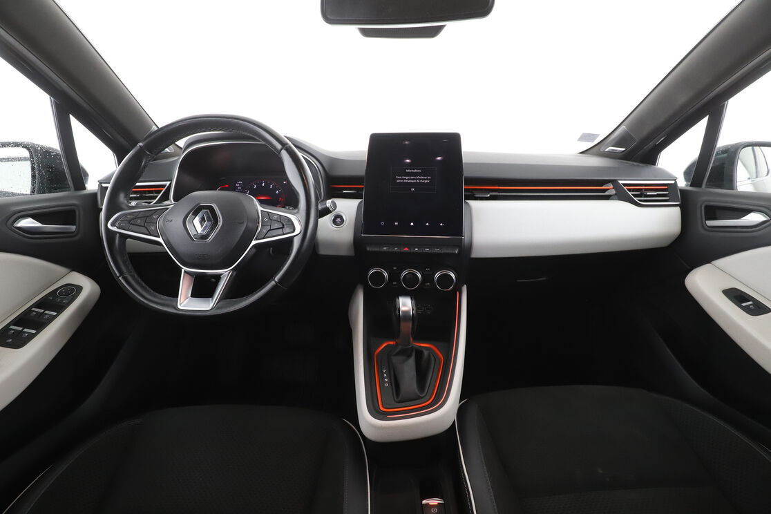Renault Clio 1.3 TCe Intens EDC — photo 11