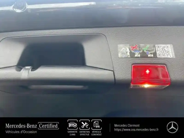 Mercedes Gla 180 d 116ch amg line 8g-dct — photo 12