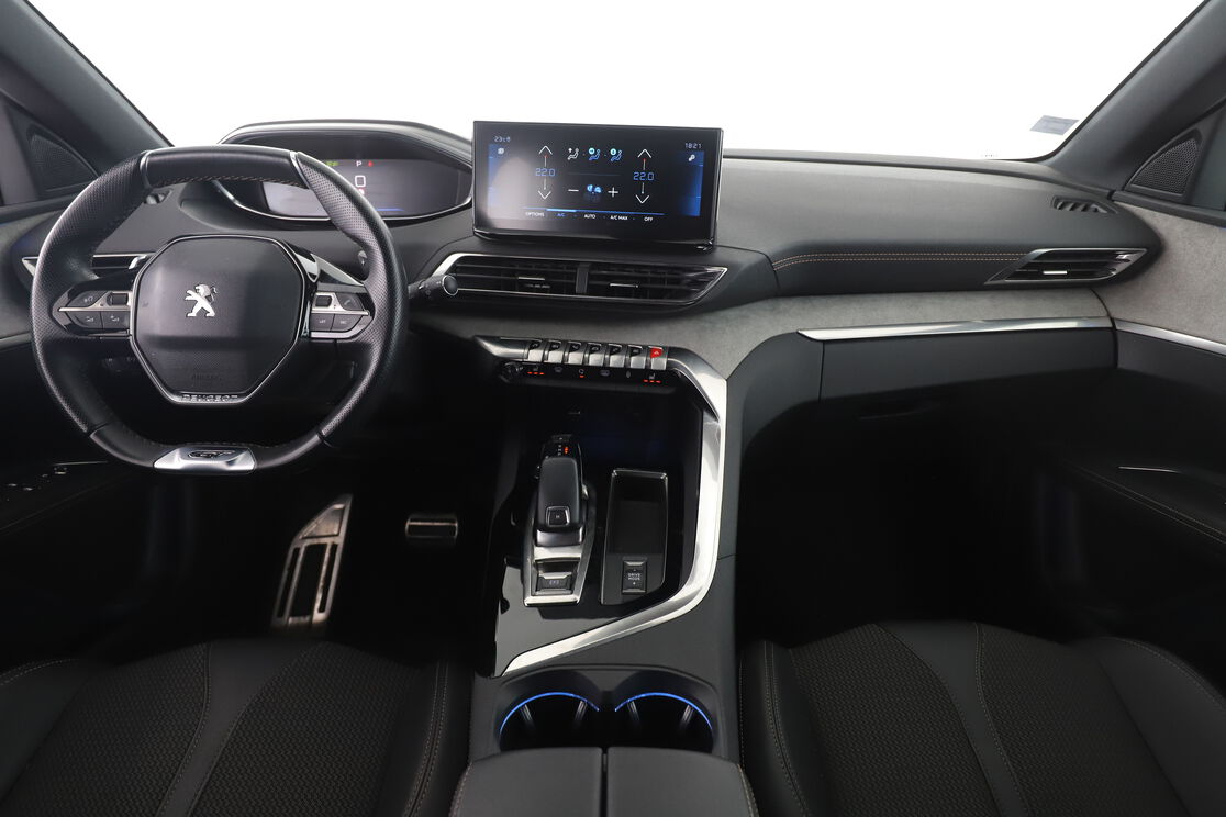 Peugeot 3008 1.5 Blue-HDi GT EAT8 — photo 11