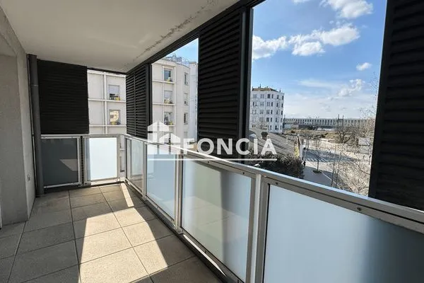 Appartement 4 pièces 84 m²