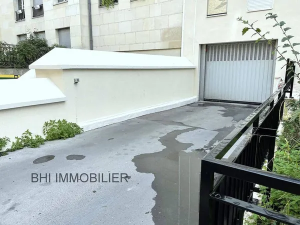 Parking 12 m²