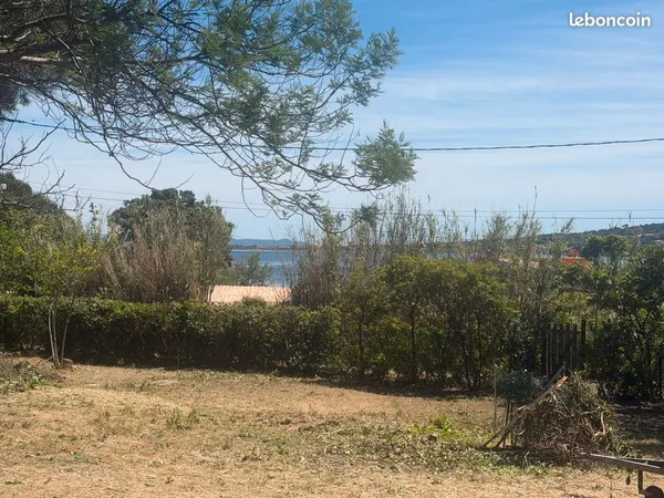 Terrain 880 m² Hyères