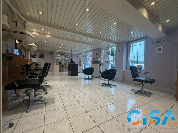Fonds de commerce 65 m²